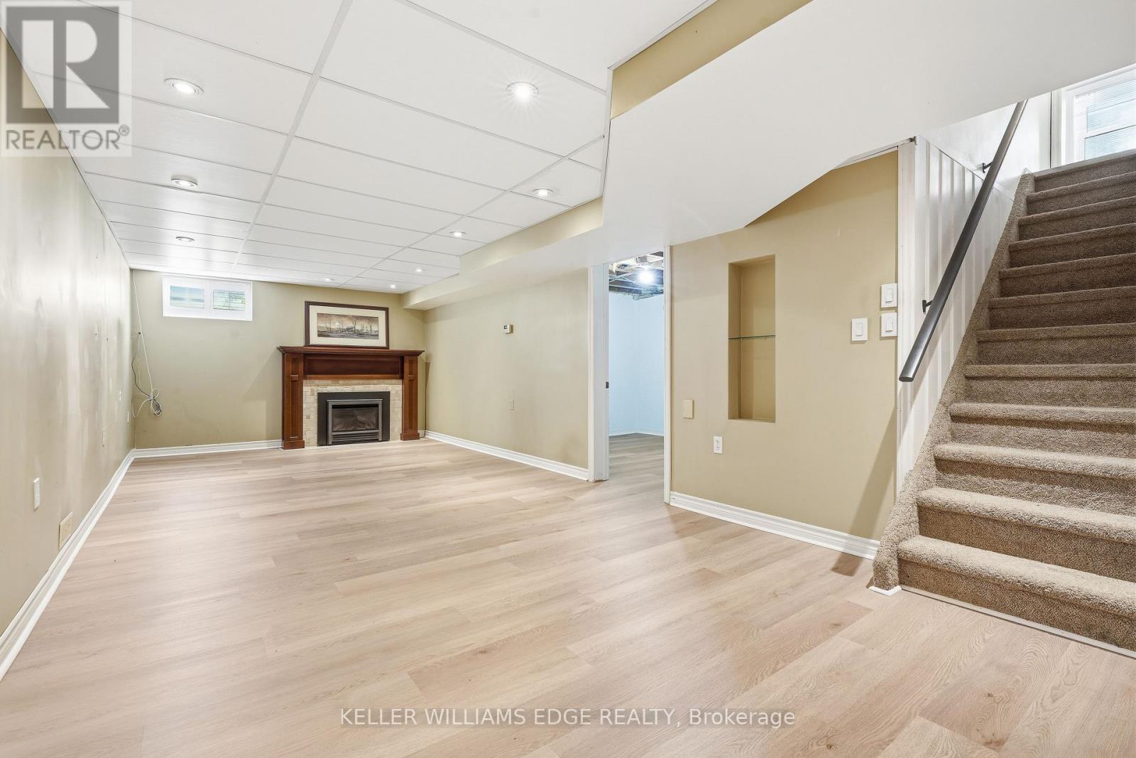 1360 Waterdown Road, Burlington, ON photo 31