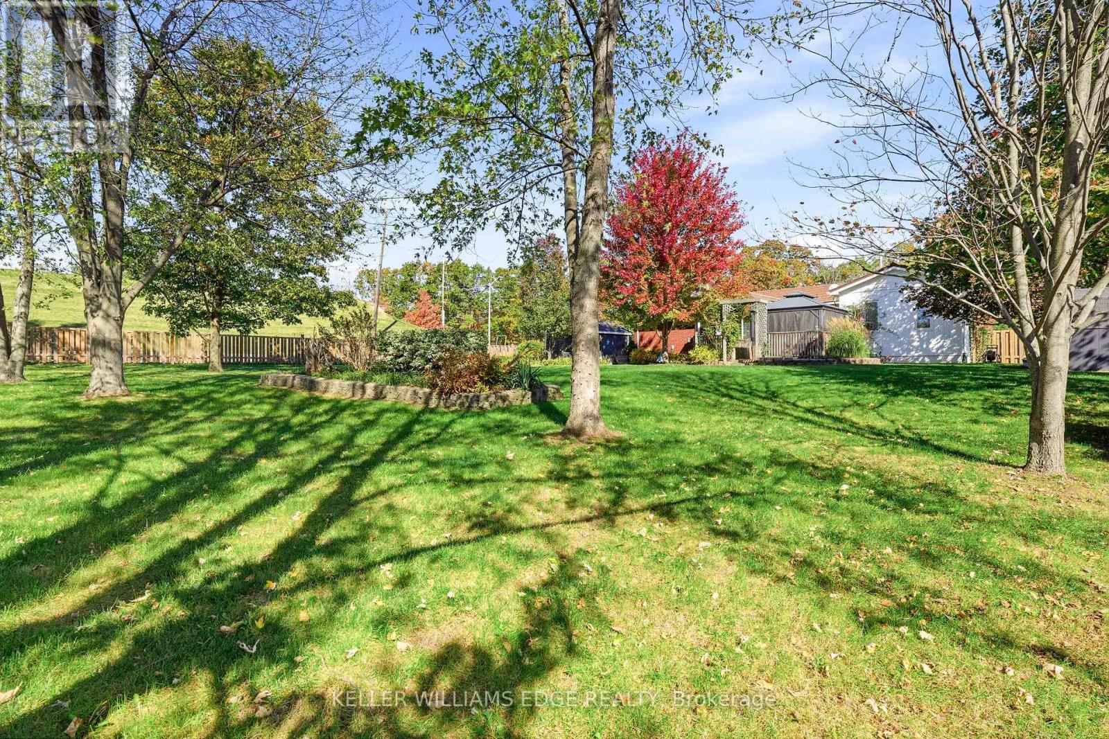 1360 Waterdown Road, Burlington, ON photo 36