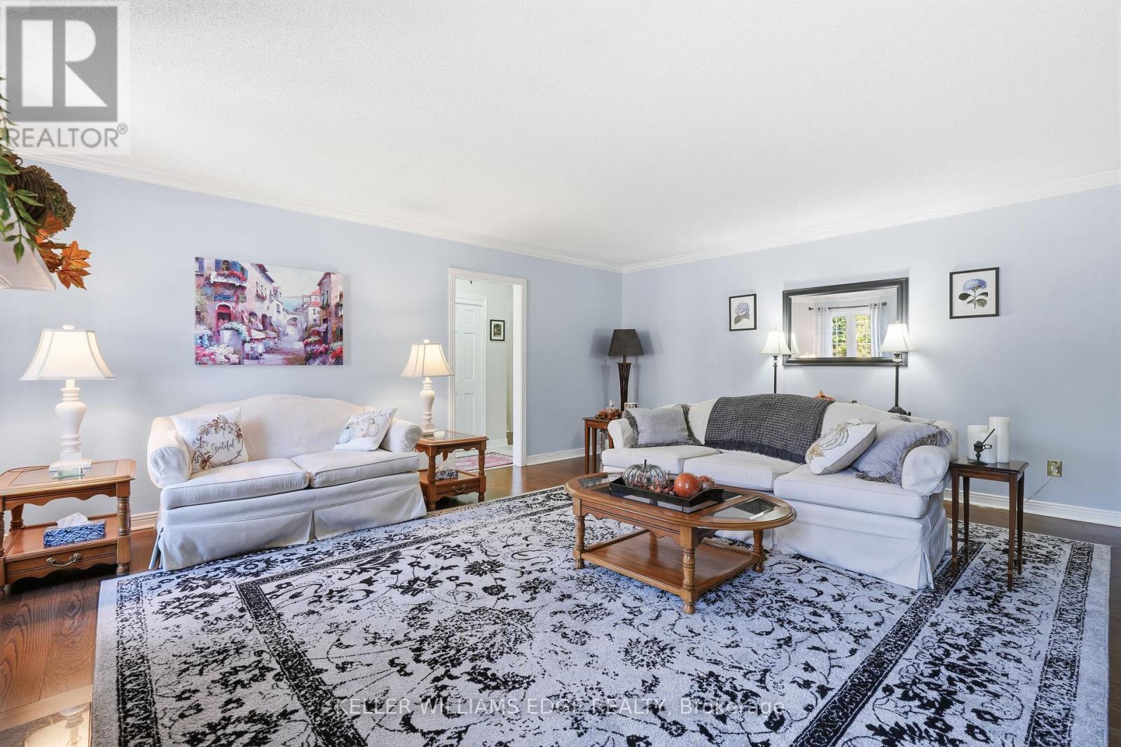 1360 Waterdown Road, Burlington, ON photo 8