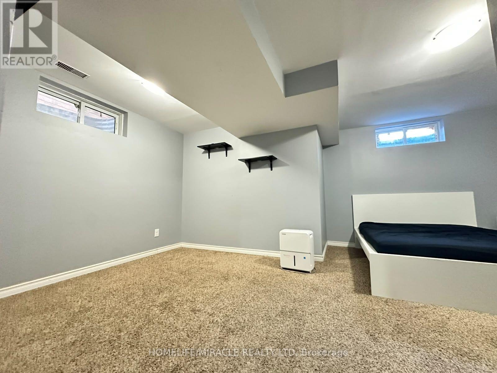 57 ACTIVA AVENUE, Kitchener — photo 8