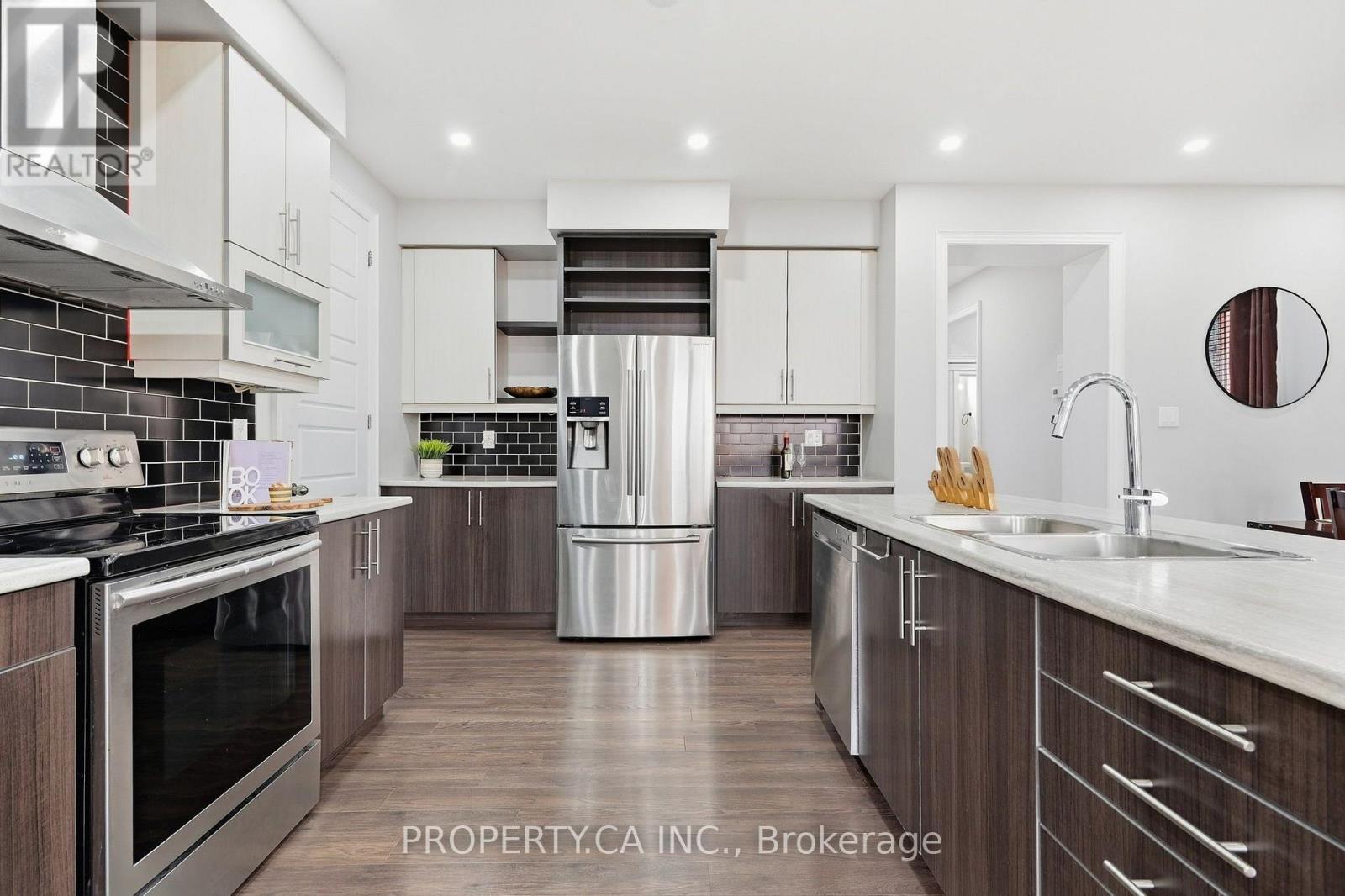 7829 JUNEBERRY DRIVE, Niagara Falls (Brown) — photo 12