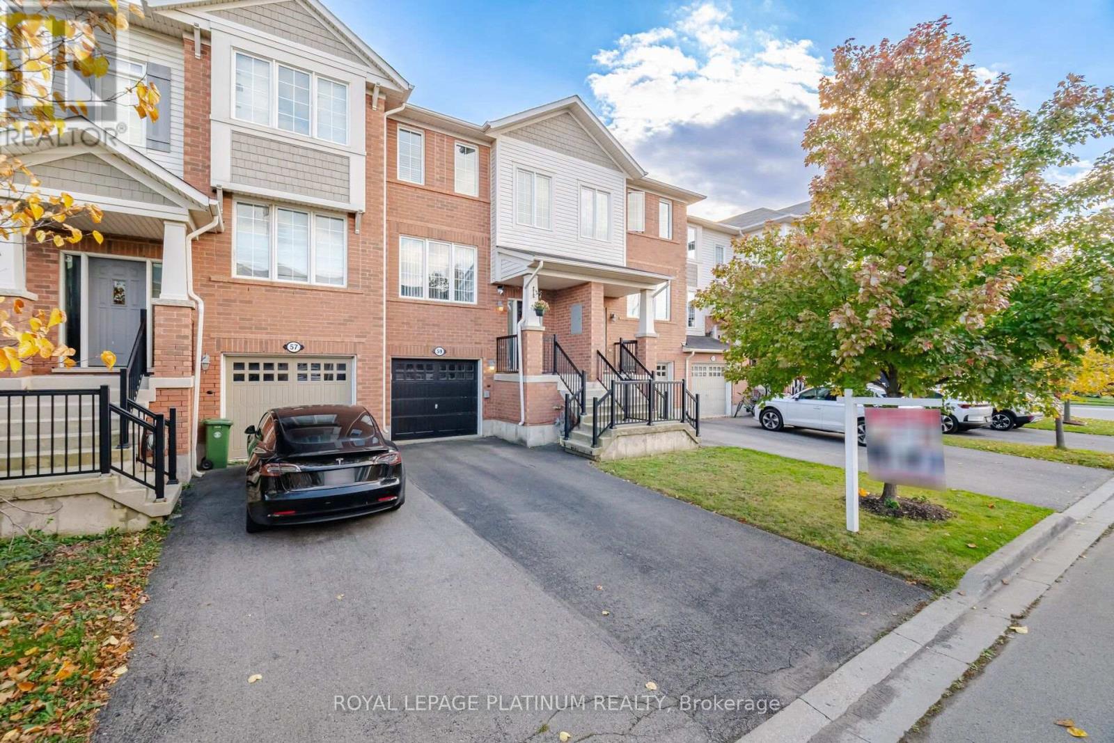 59 OHARA LANE, Hamilton (Meadowlands) — photo 2