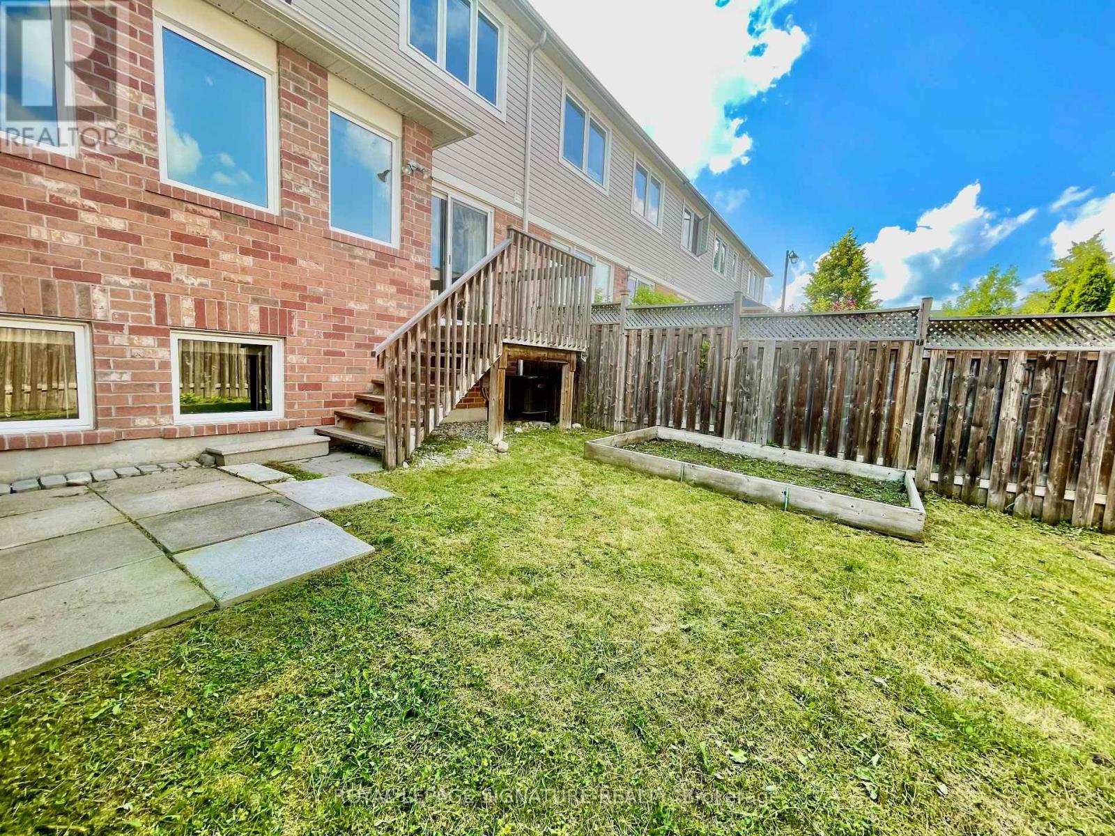 77 Manhattan Circle, Cambridge, ON photo 19