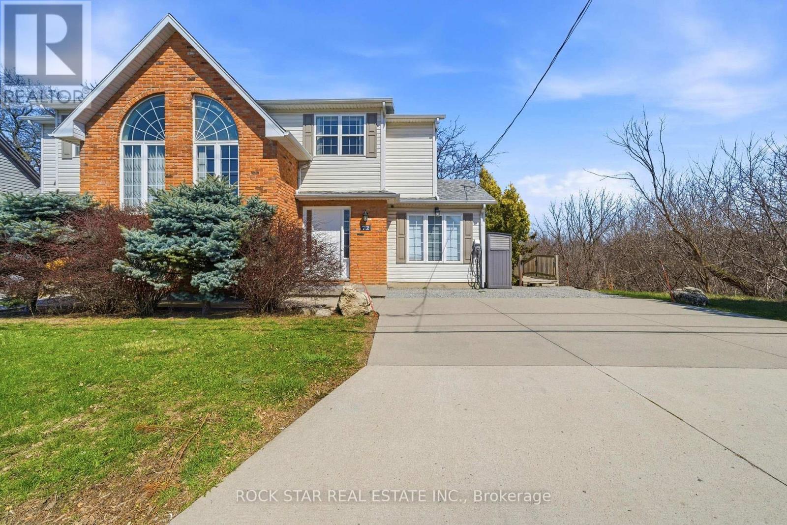 72 MARTINDALE ROAD, St. Catharines (Grapeview)