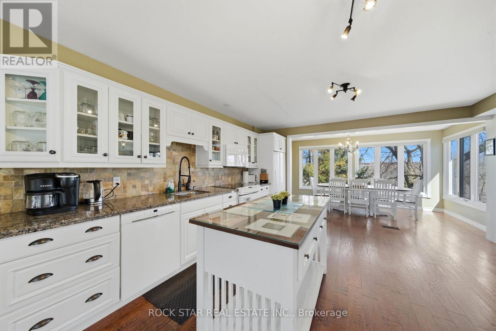 72 MARTINDALE ROAD, St. Catharines (Grapeview) — photo 6
