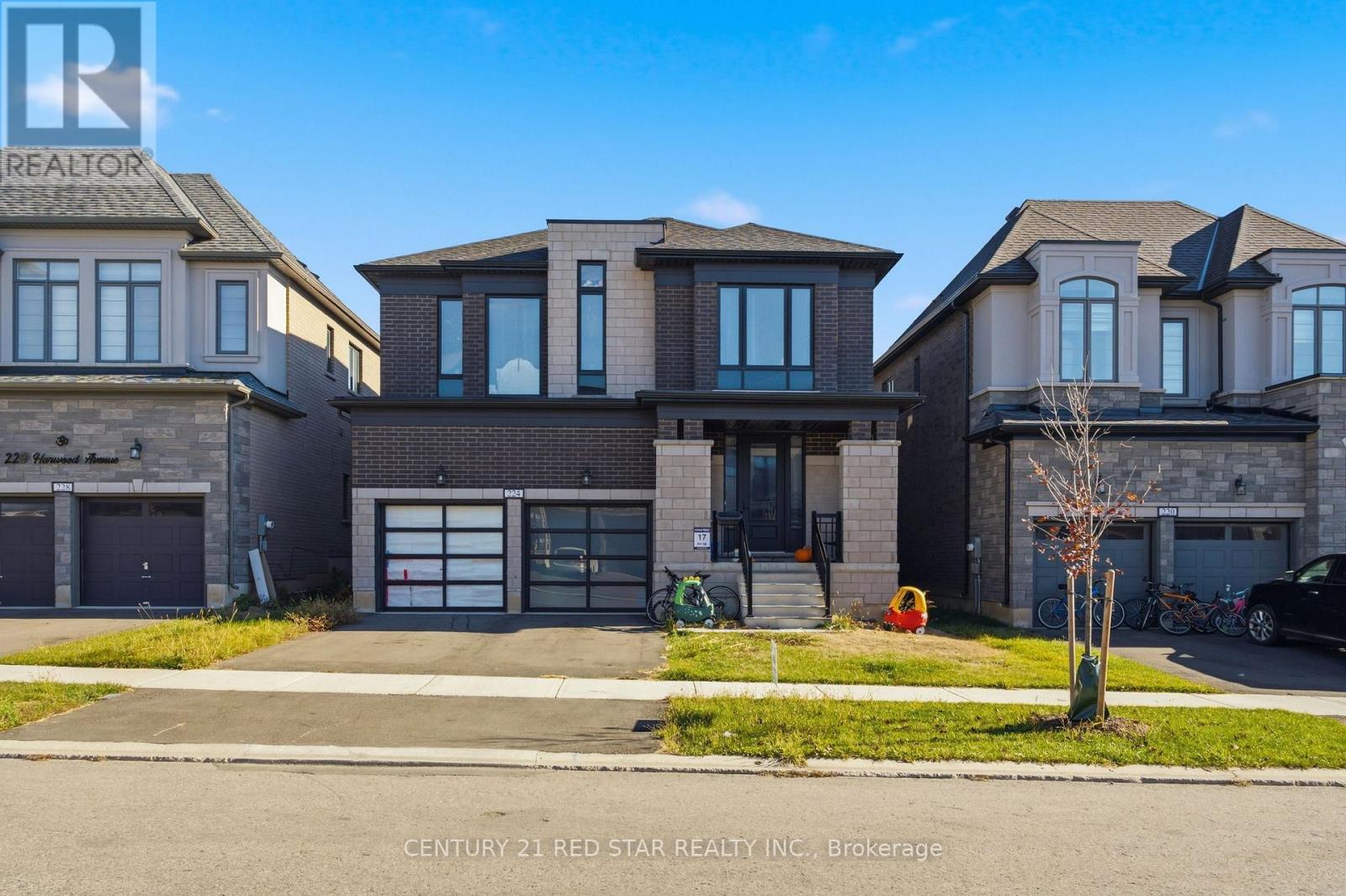 224 HARWOOD AVENUE, Woodstock (Woodstock - North)
