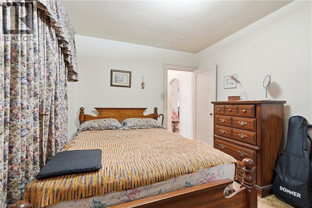 34 PINECREST Avenue, St. Catharines — photo 7