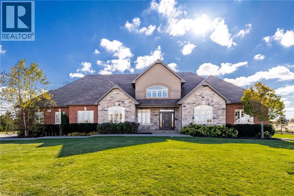 455 BELL Road, Binbrook — photo 2