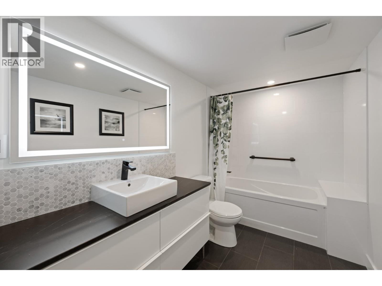113 74 Miner Street, New Westminster — photo 18
