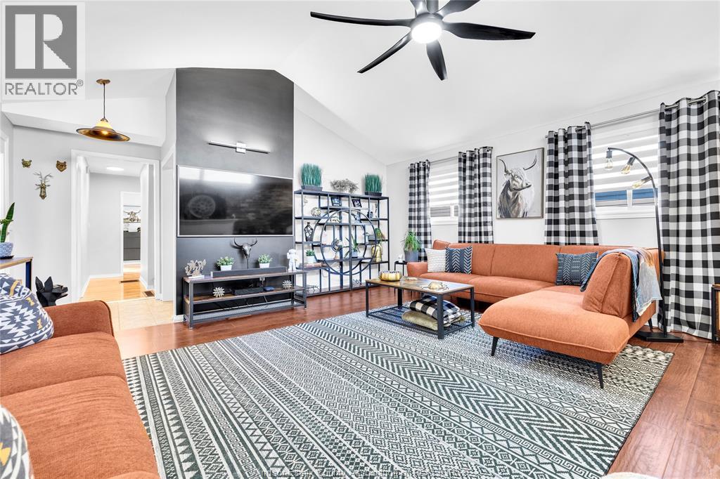 1876 OLIVE ROAD - 20