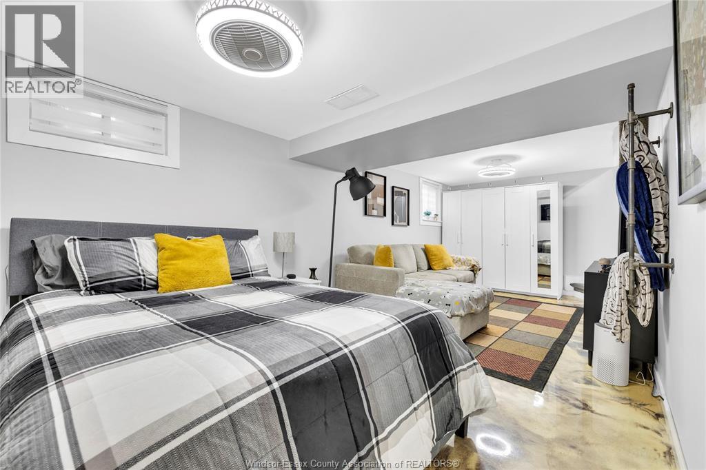 1876 OLIVE ROAD - 28