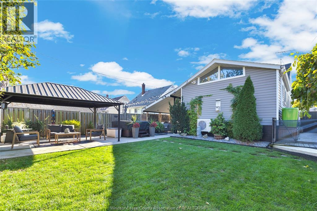 1876 OLIVE ROAD - 38