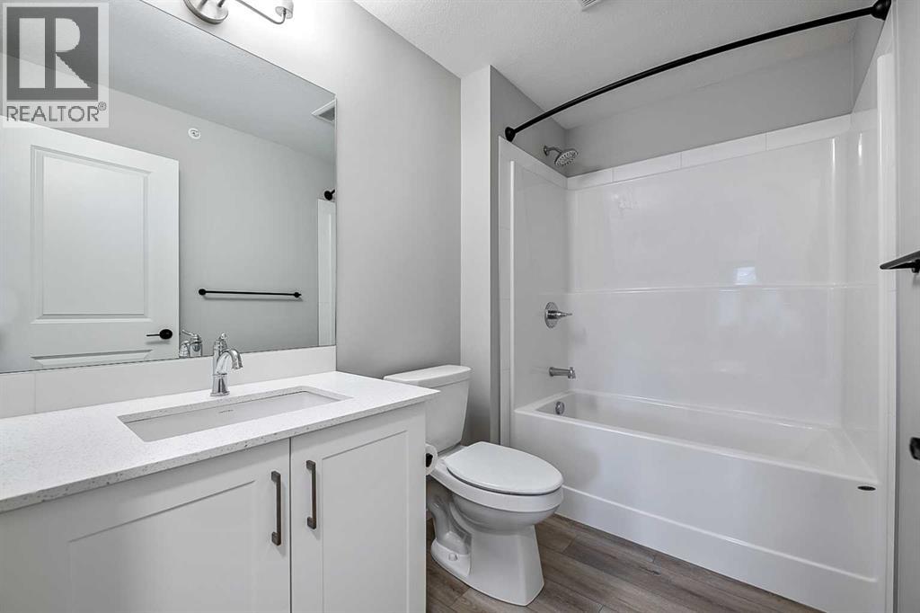 402, 140 Mahogany Street SE, photo 16 of 35