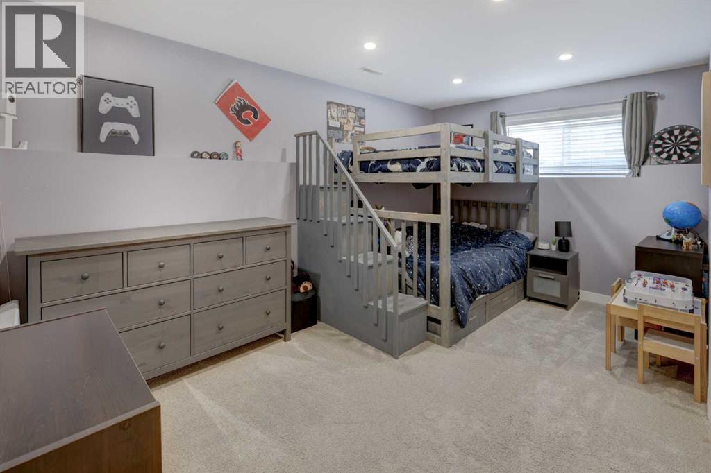 1042 17A Street NE, Calgary — photo 24