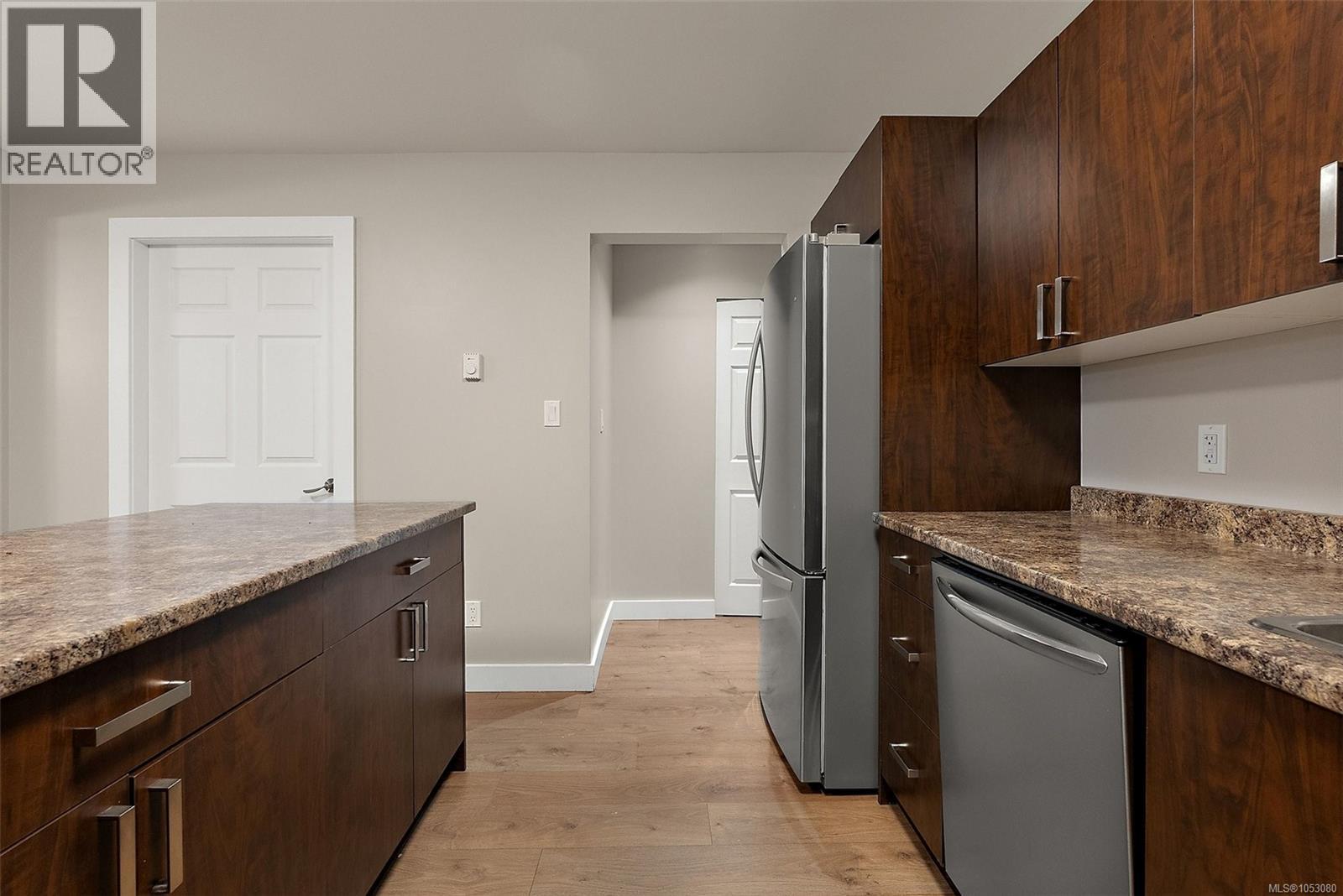  2454 Sooke Road, Colwood