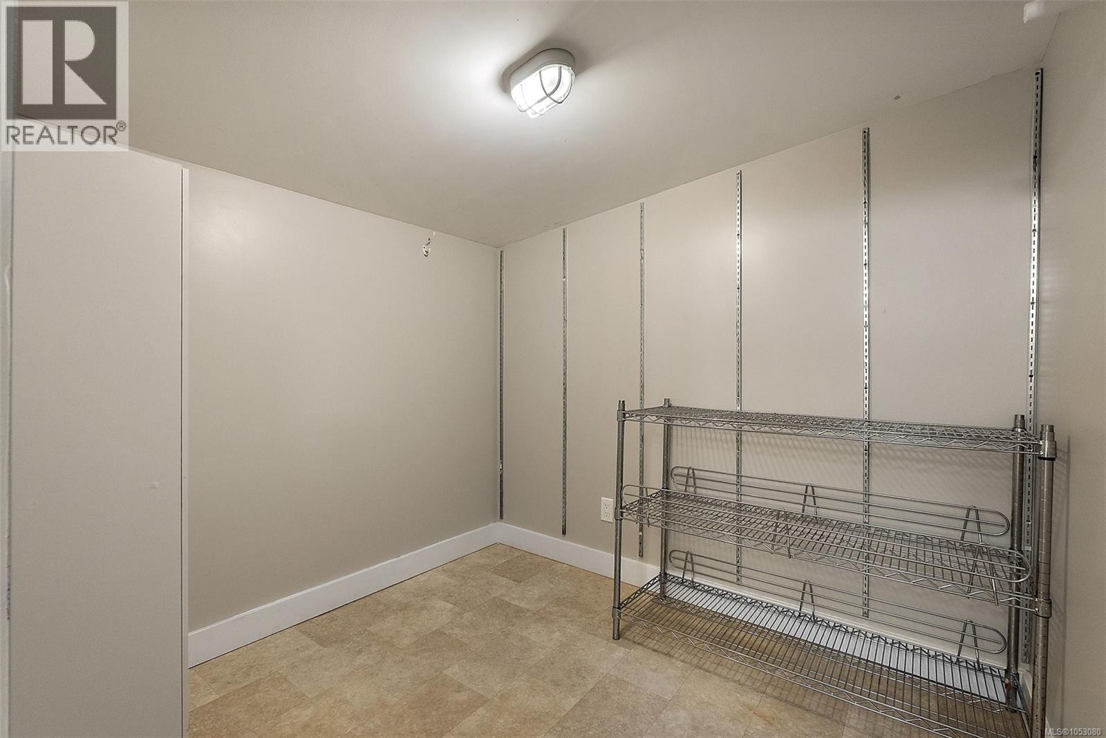  2454 Sooke Road, Colwood