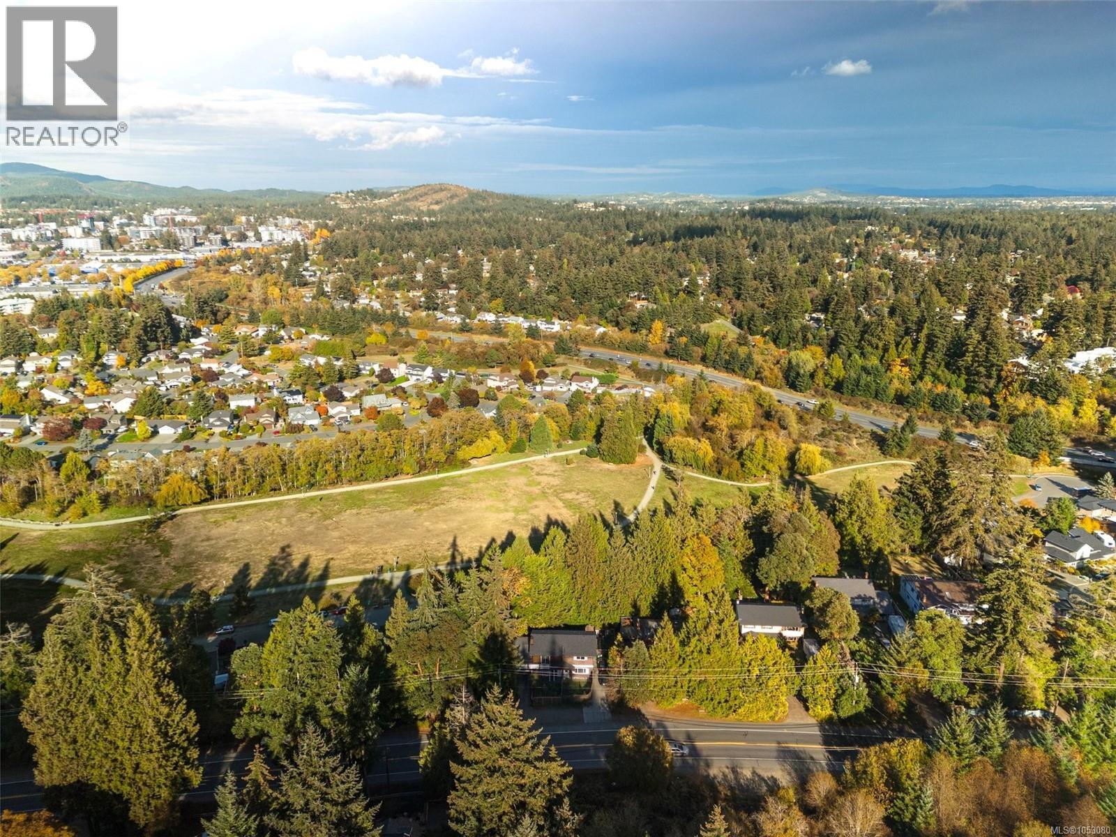  2454 Sooke Road, Colwood