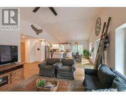 2776 Muskoka Rd. 117 Road S, Lake Of Bays, ON P0B1A0 Photo 16