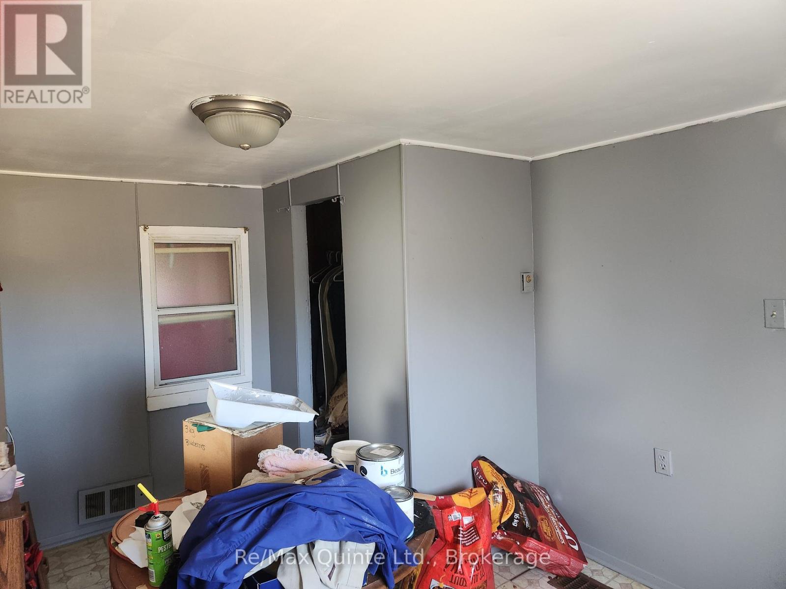 182 Smokes Point Road, Prince Edward County, ON photo 17