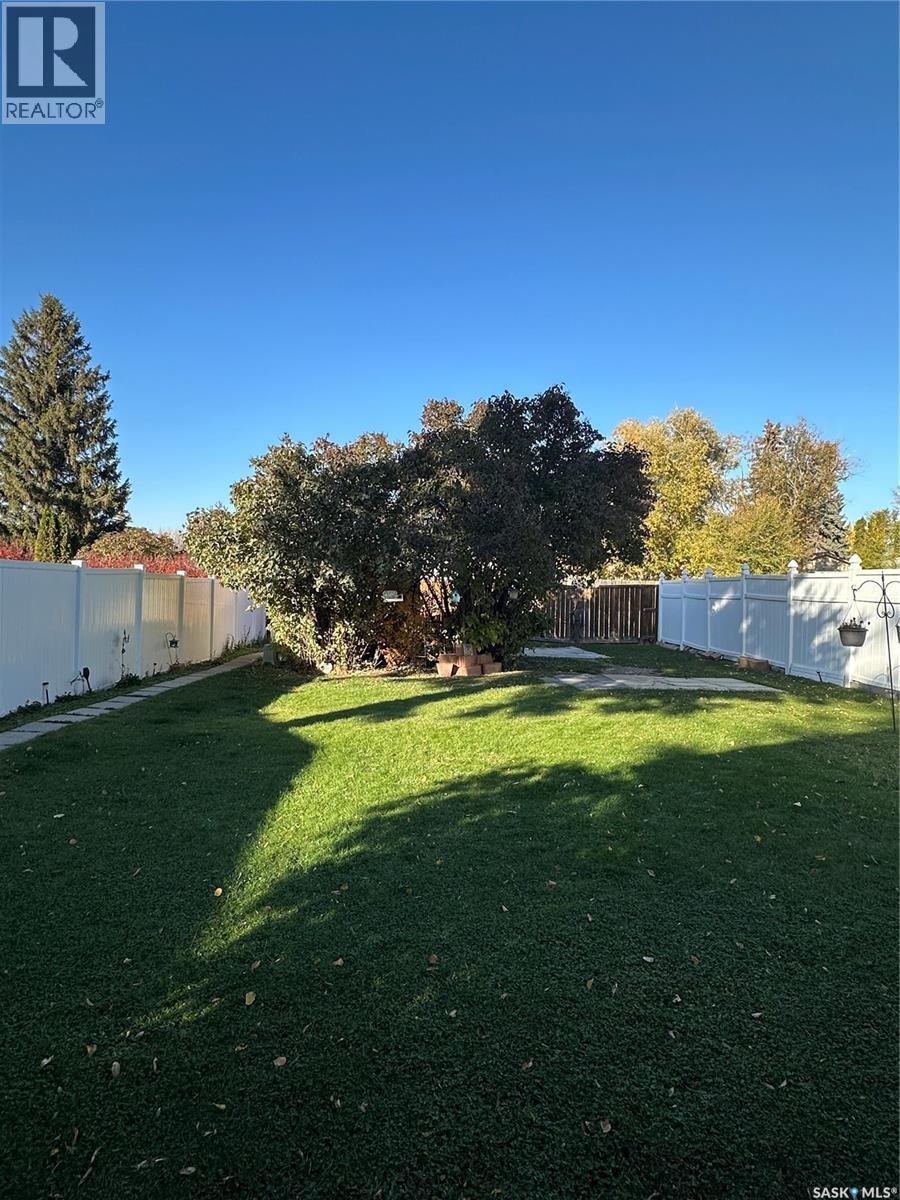 1131 MACKLEM DRIVE, Saskatoon — photo 32