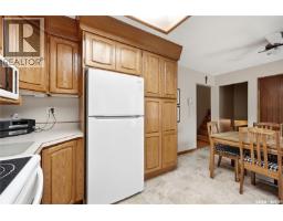 36 Atchison Crescent, Regina, SK S4R5J9 Photo 12