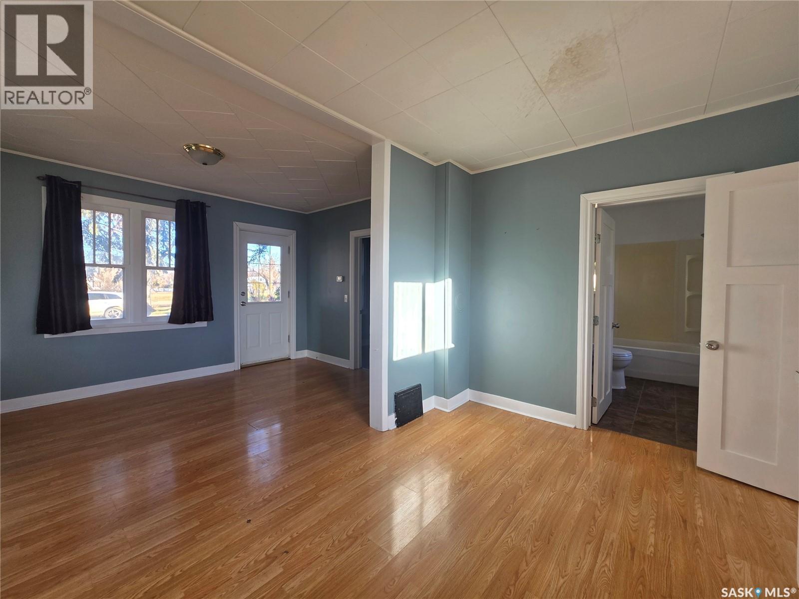 257 6th AVENUE W, Melville — photo 11