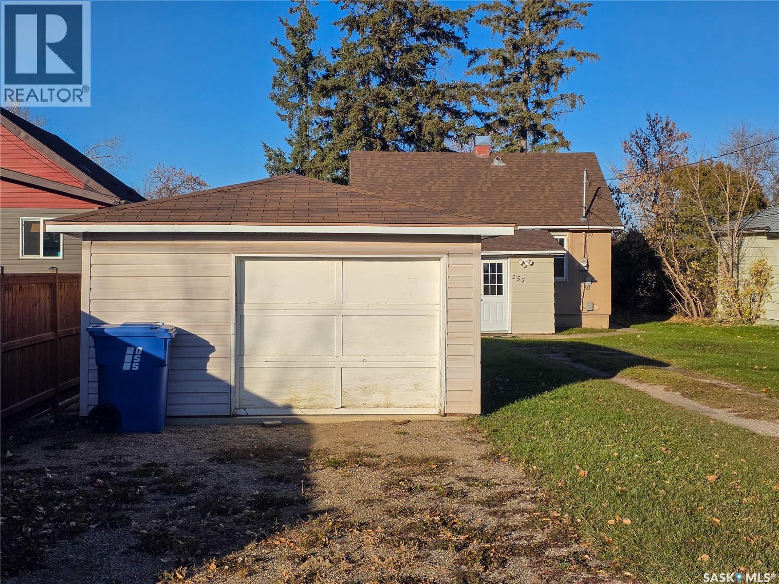 257 6th AVENUE W, Melville — photo 24