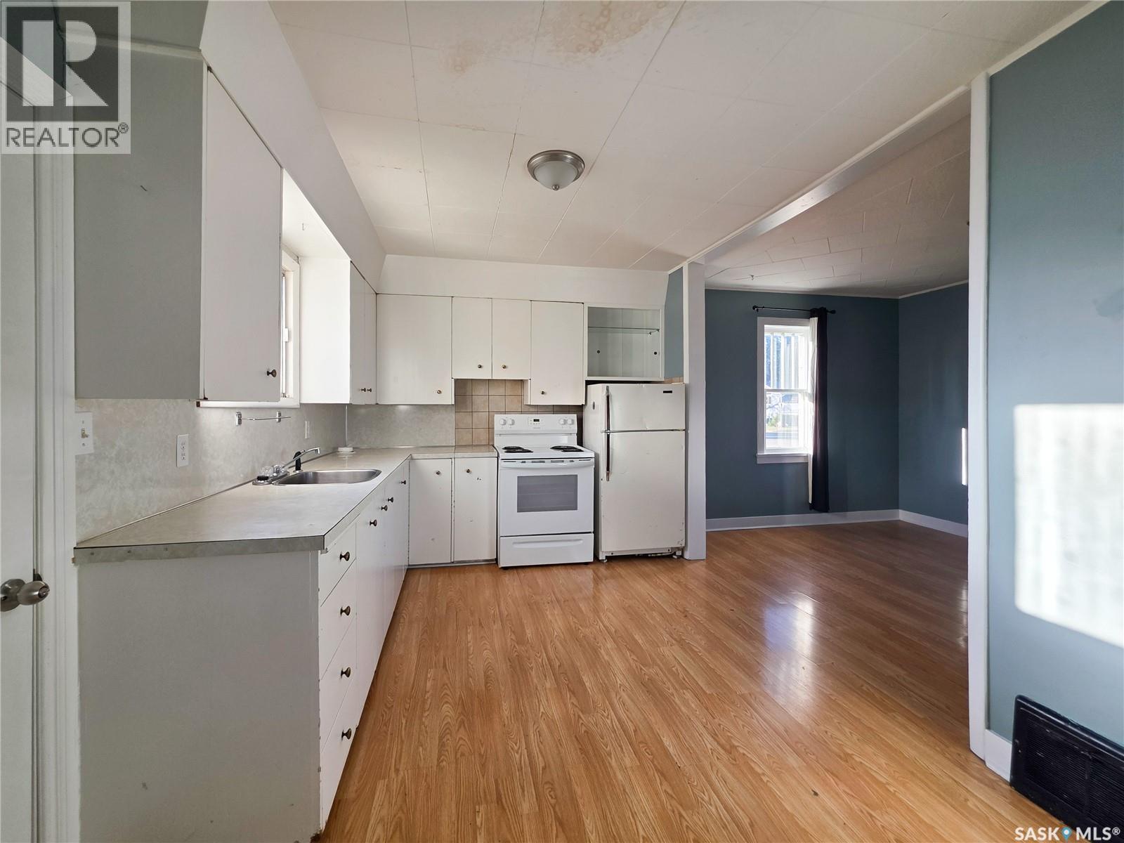 257 6th AVENUE W, Melville — photo 8