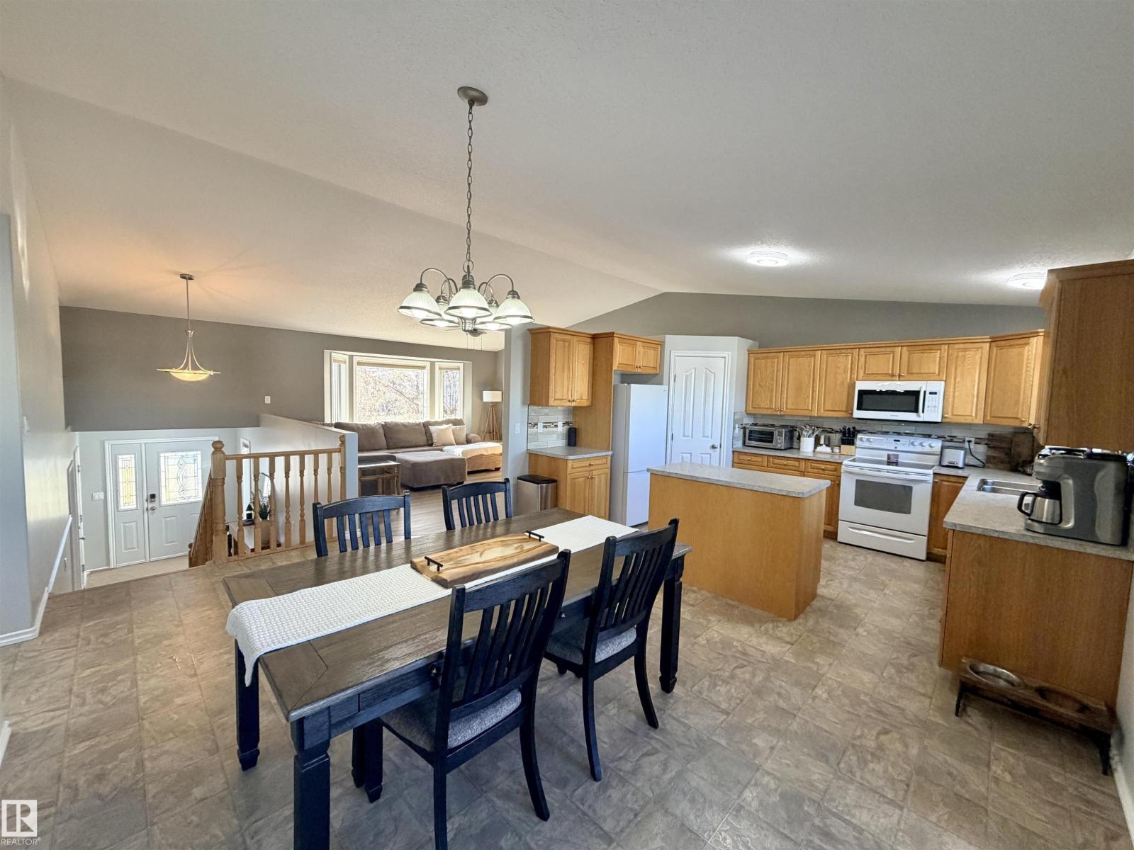 5734 47 AV, St. Paul Town — photo 8