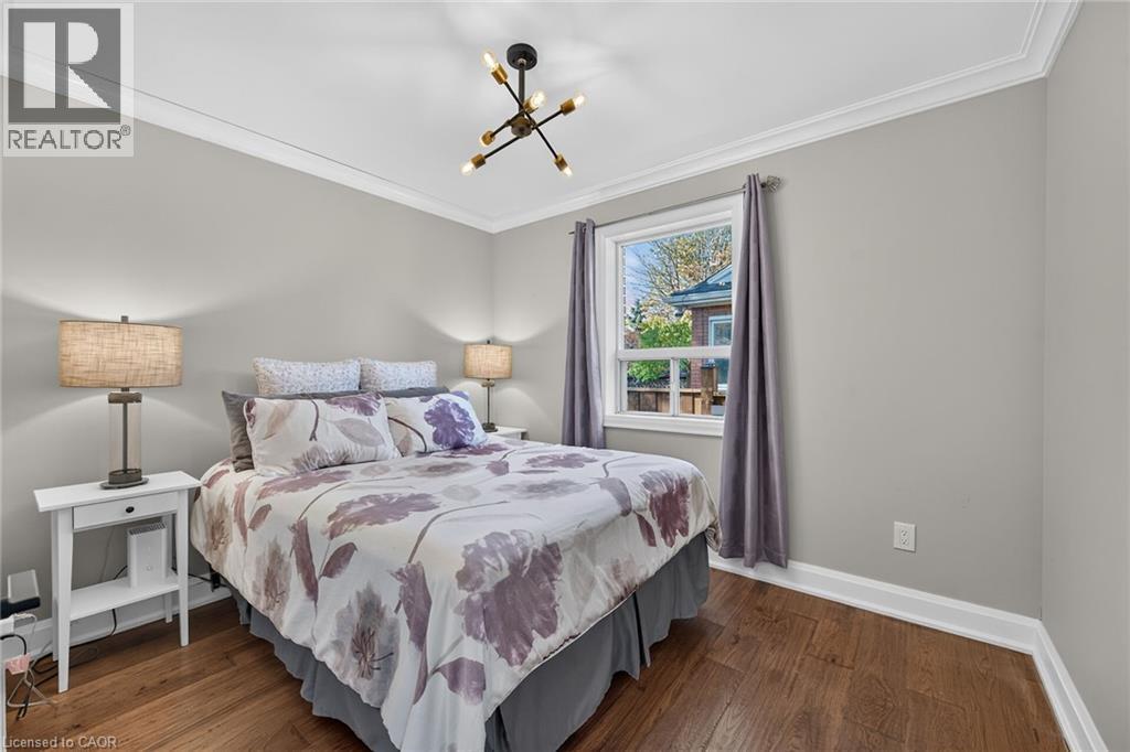 10 MULOCK Avenue - 23