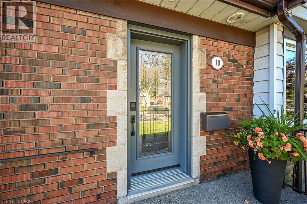10 MULOCK Avenue - 3