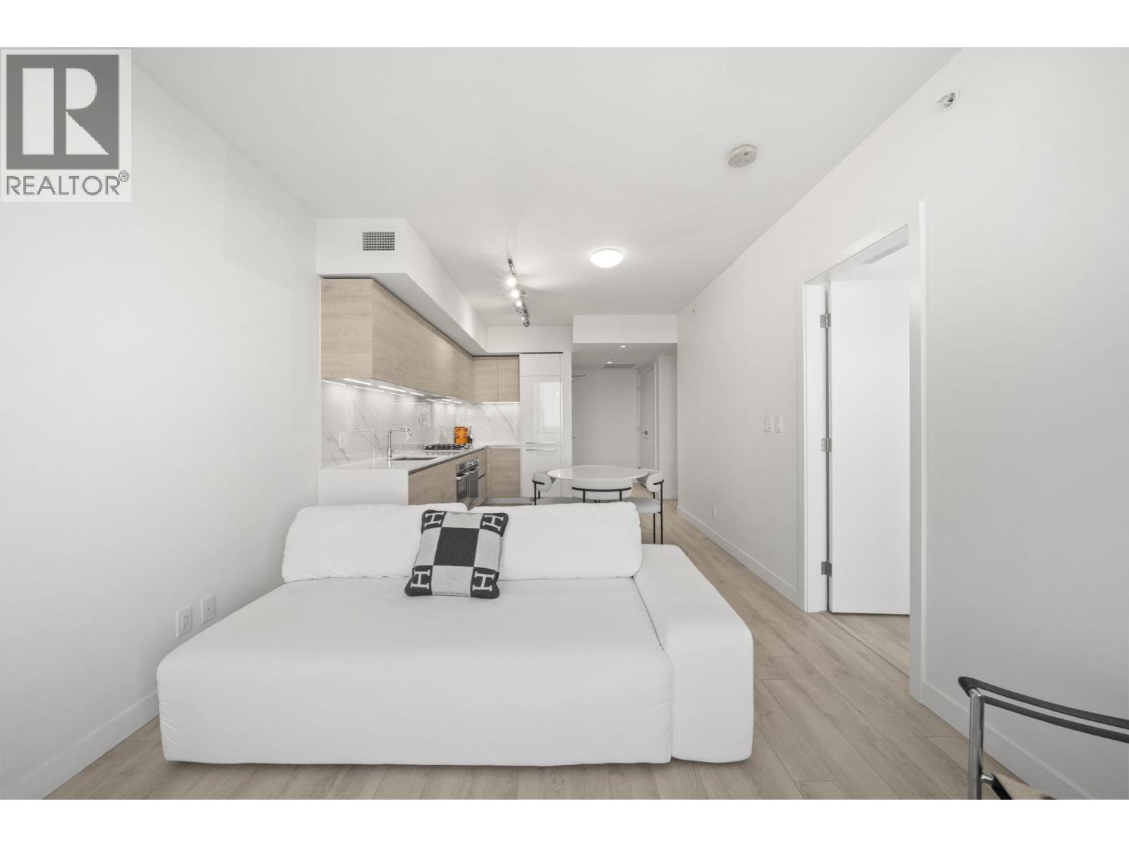 3601 2085 Skyline Court, Burnaby — photo 16