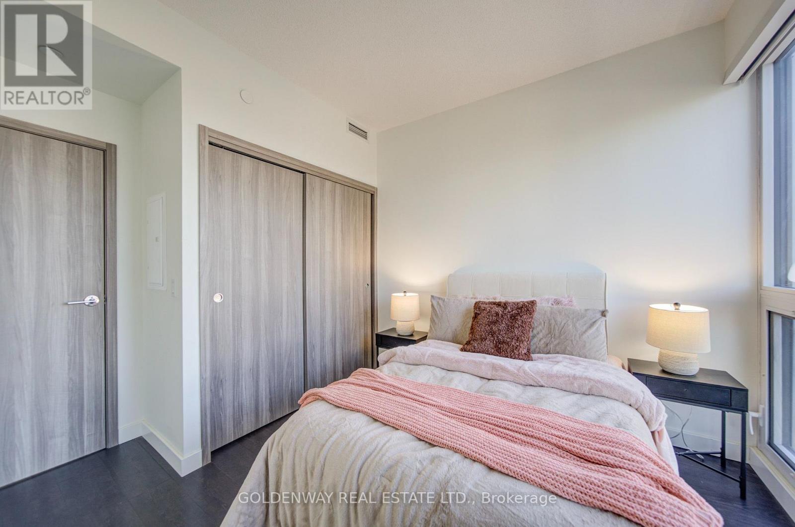 2109- 85 McMahon Drive, Toronto, ON photo 22