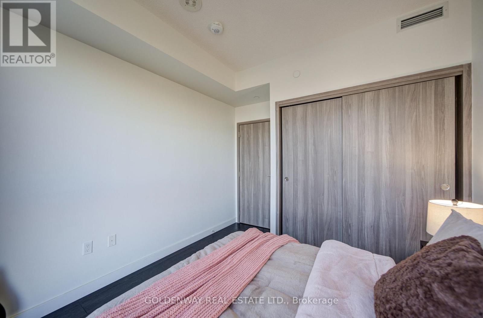 2109- 85 McMahon Drive, Toronto, ON photo 25
