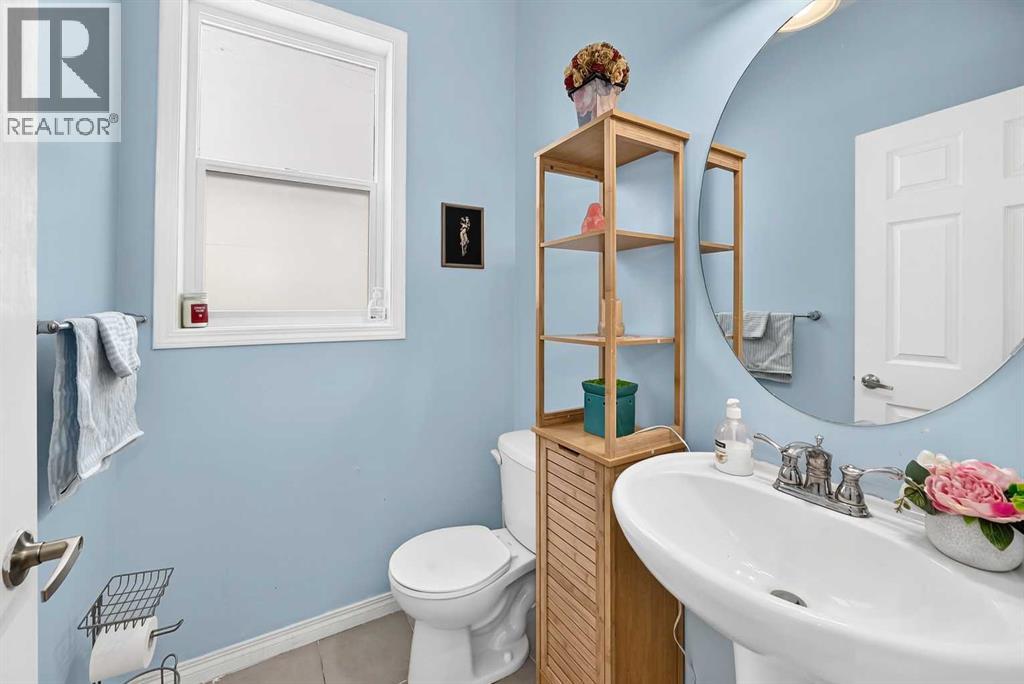 2 piece bath on main