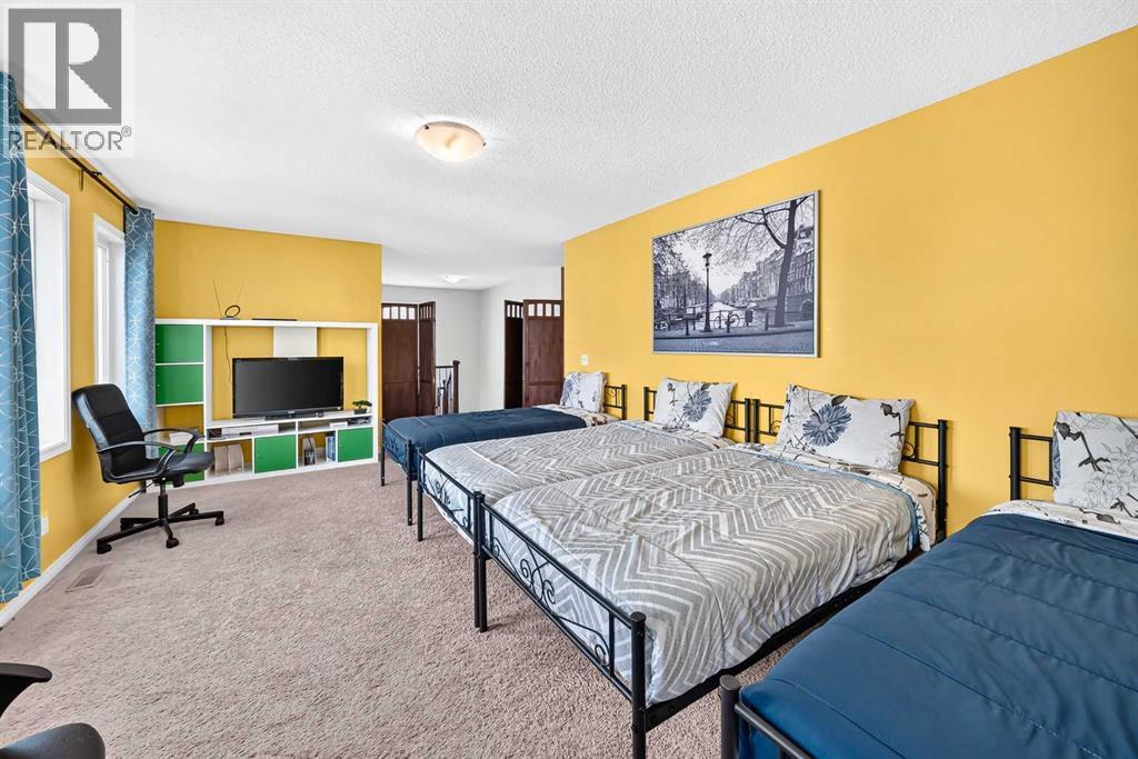 138 Windwood Grove SW, photo 31 of 37