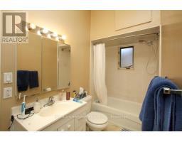12 Centre Street, Markham, ON L3P2N8 Photo 28