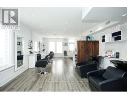 12 Centre Street, Markham, ON L3P2N8 Photo 6