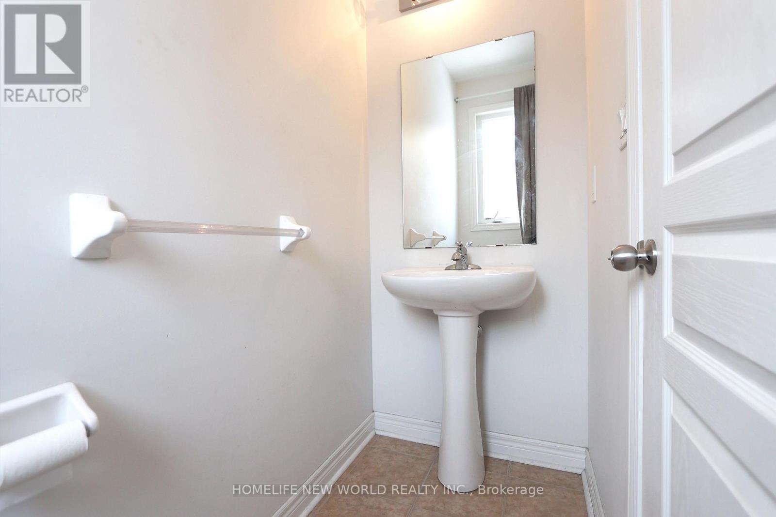 2ND MASTER BEDROOM - 41 PULPWOOD CRESCENT, Richmond Hill (Jefferson) — photo 9