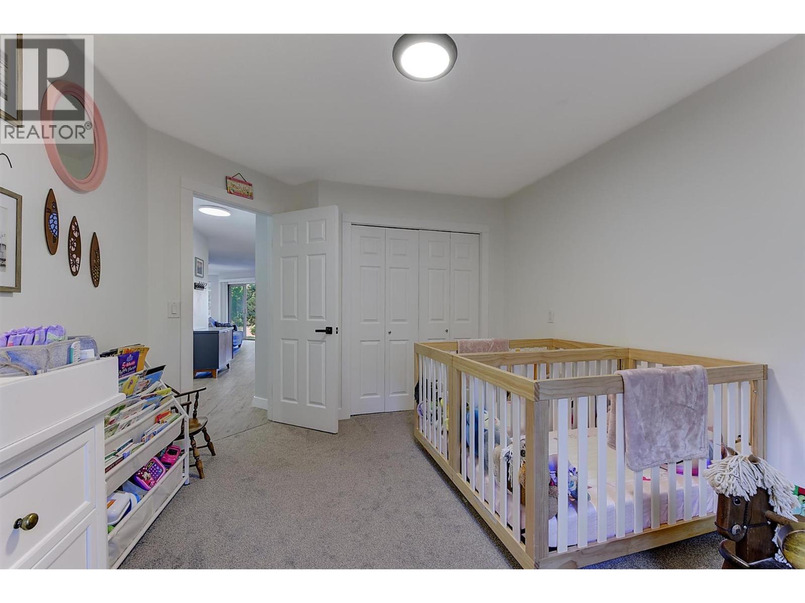 2218 Golf Course Drive, West Kelowna