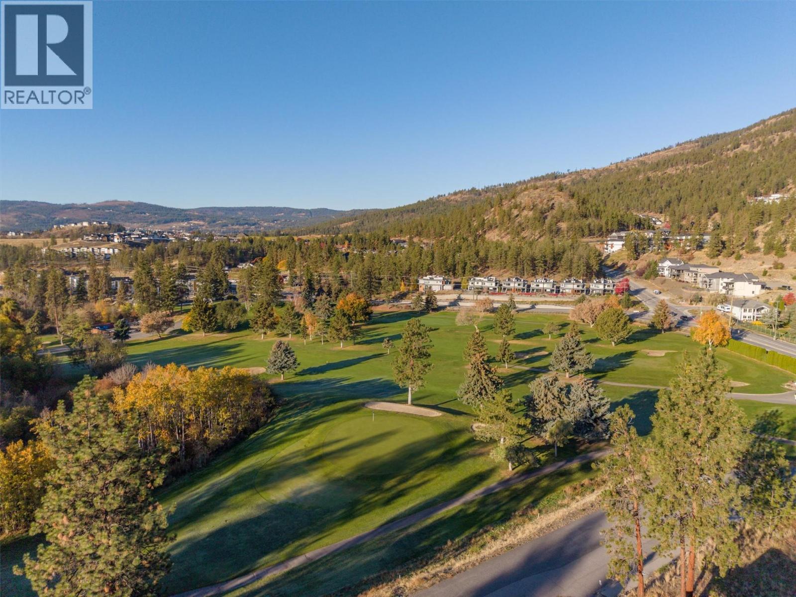  2218 Golf Course Drive, West Kelowna