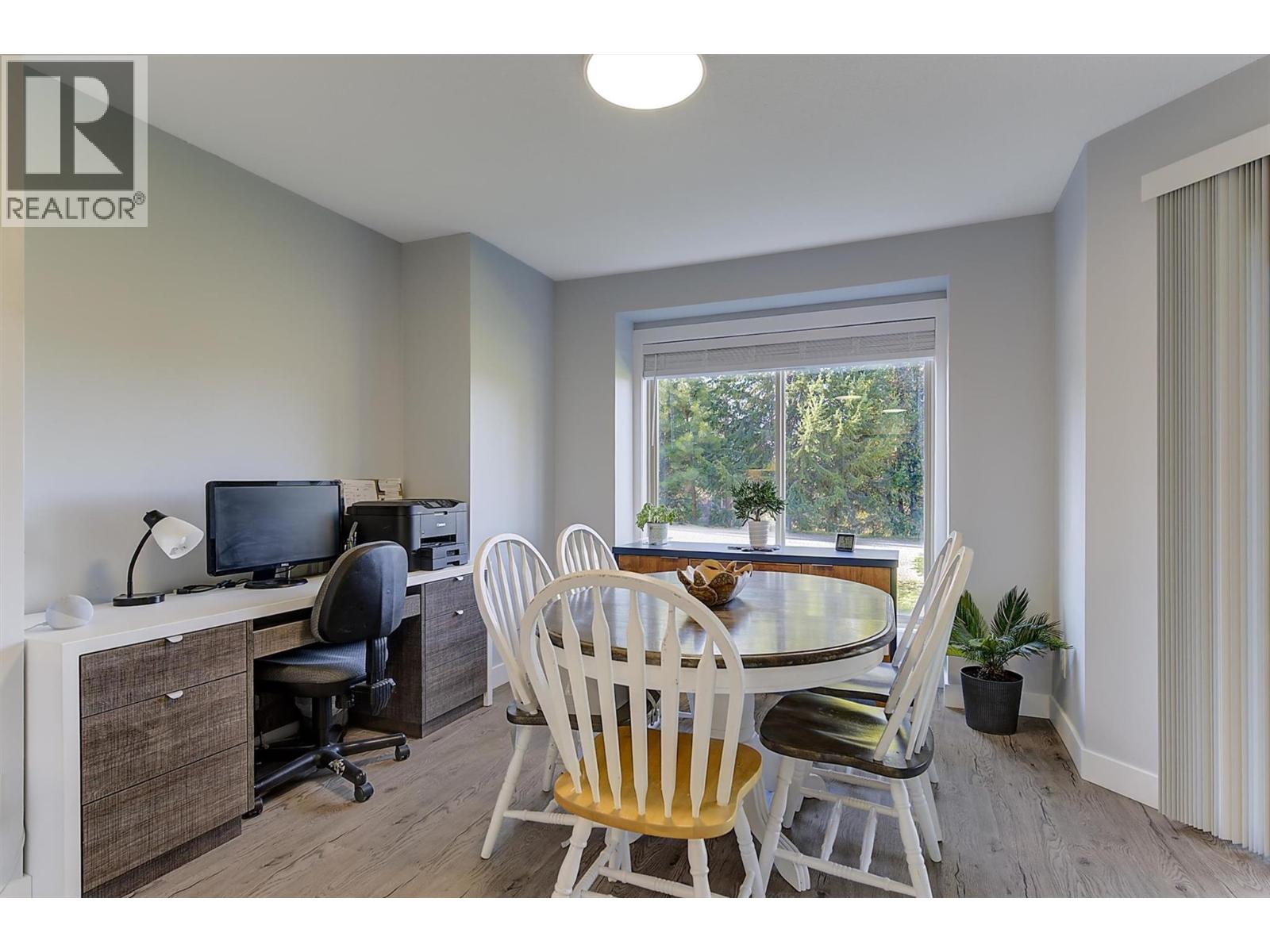  2218 Golf Course Drive, West Kelowna