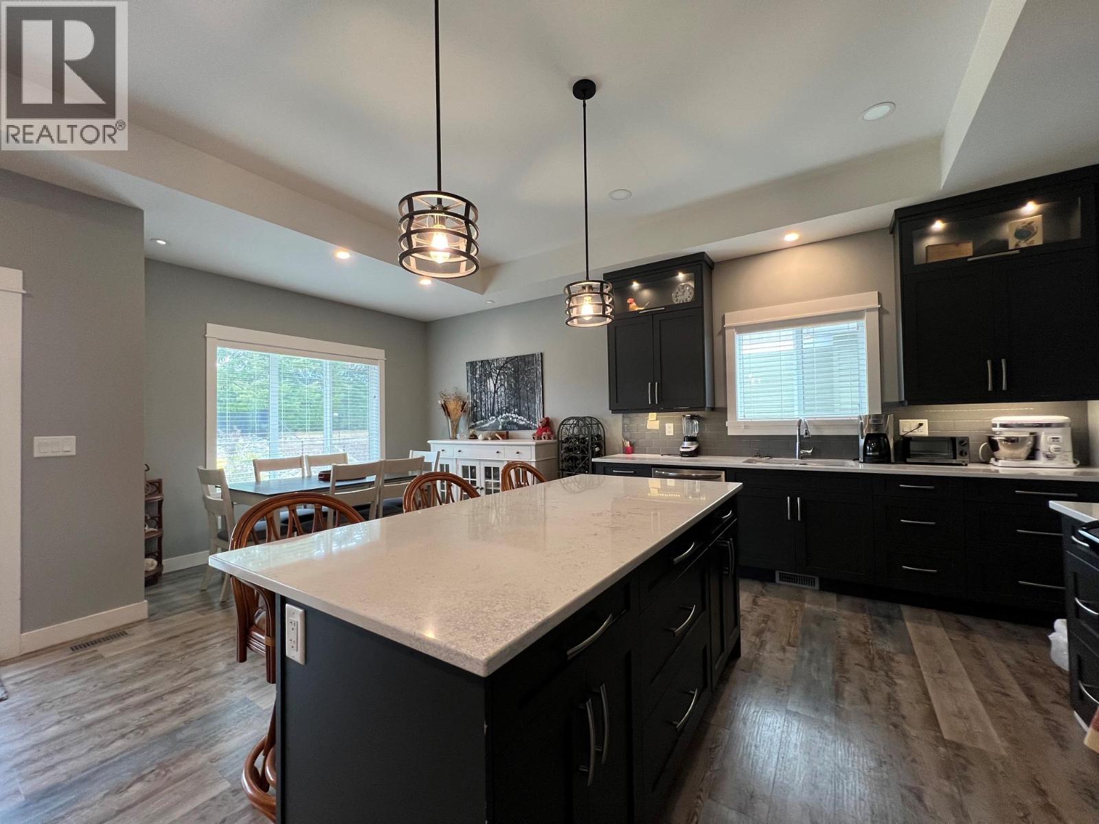 924 9th Avenue, Vernon - Image 1