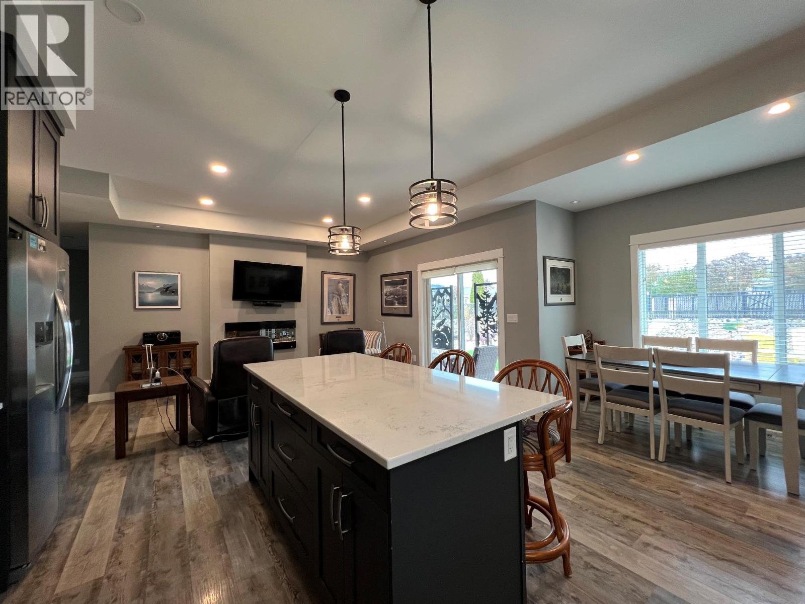 924 9th Avenue, Vernon - Image 1