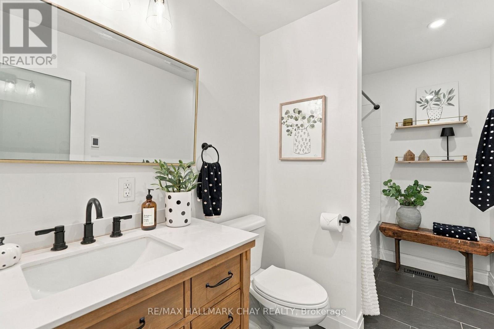 13 Gowan Road, Oro-Medonte photo 14
