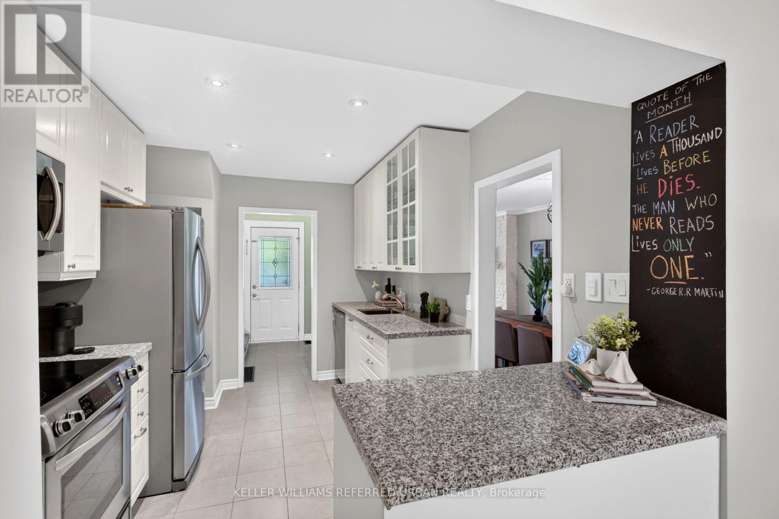 54 Albani Street, Toronto, ON photo 19