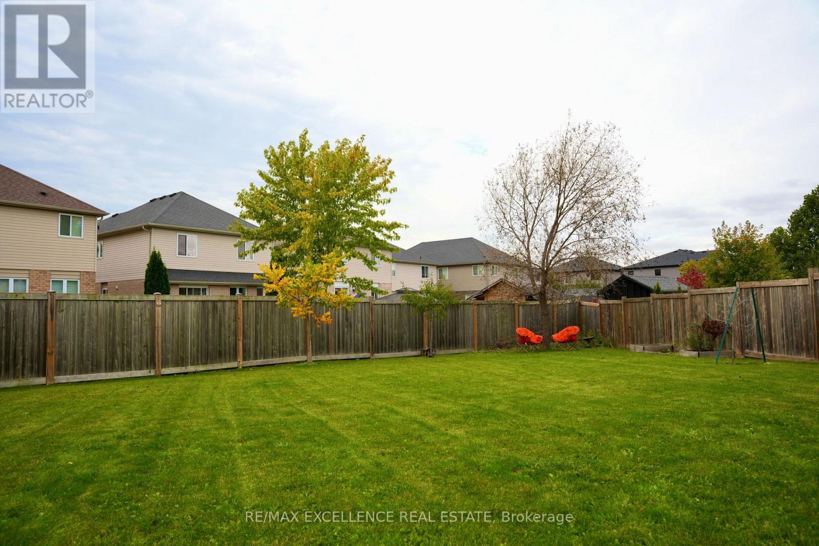 1954 FOXRIDGE Crescent, London North, ON photo 36