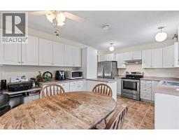 Living room - 792 Eastwood Road, Lumby, BC V0E2G7 Photo 9