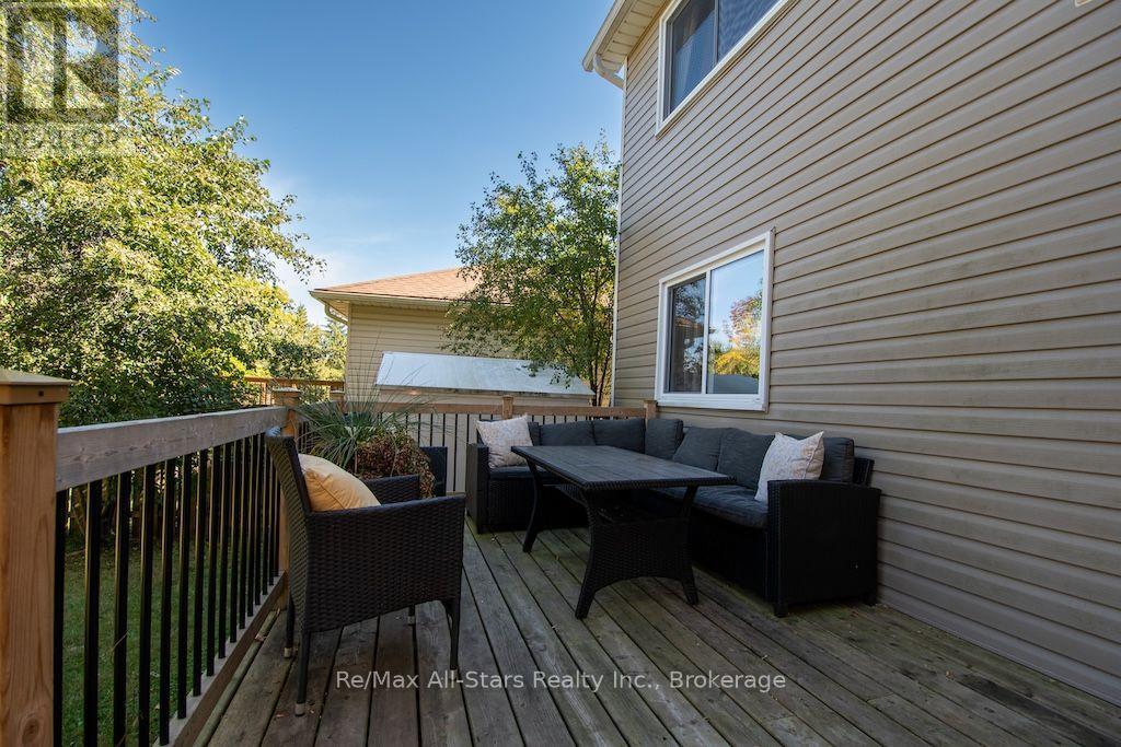 1118 Huntington Circle, Peterborough, ON photo 35