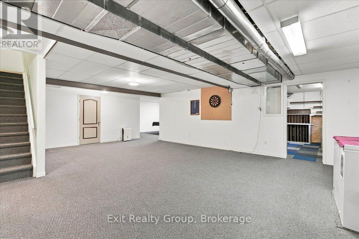 6 Hemlock Crescent, Belleville, ON photo 28